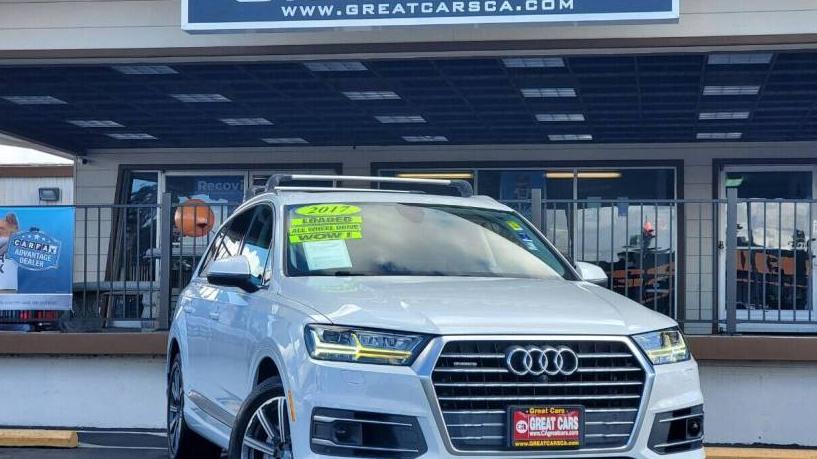 AUDI Q7 2017 WA1VAAF75HD042465 image