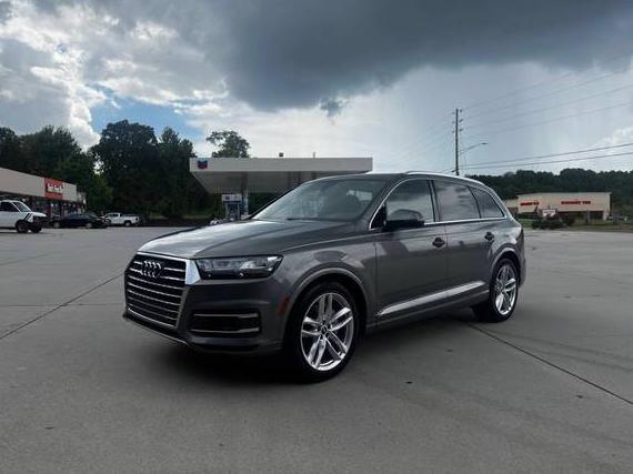 AUDI Q7 2017 WA1VAAF78HD005569 image
