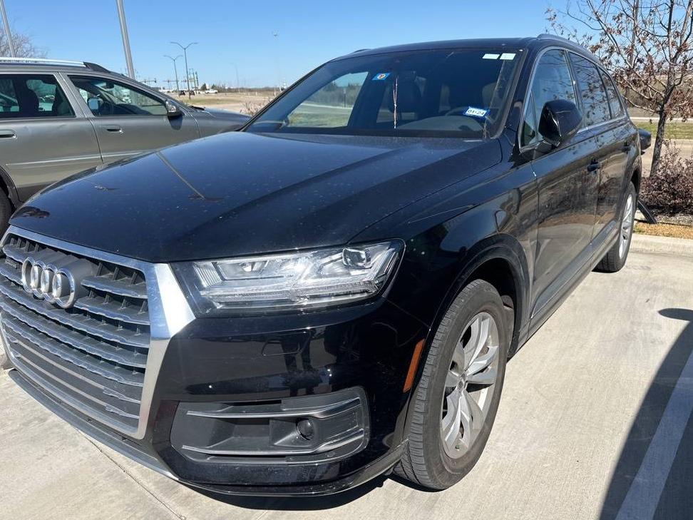 AUDI Q7 2017 WA1LHAF70HD047348 image