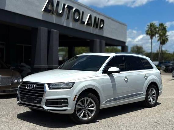 AUDI Q7 2017 WA1LAAF78HD011797 image