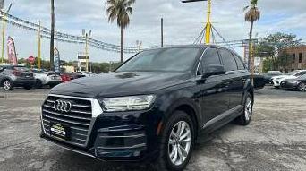 AUDI Q7 2017 WA1LAAF73HD024022 image