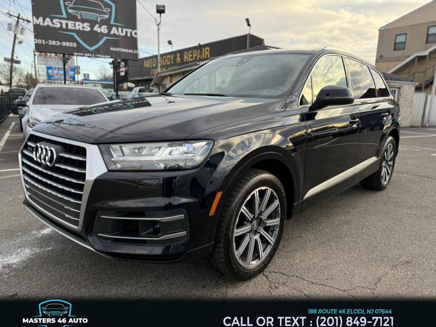 AUDI Q7 2017 WA1LAAF71HD023077 image