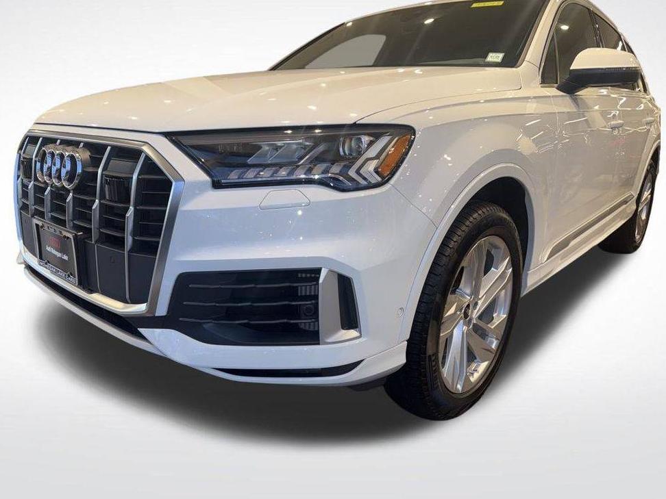 AUDI Q7 2024 WA1AXBF71RD003361 image