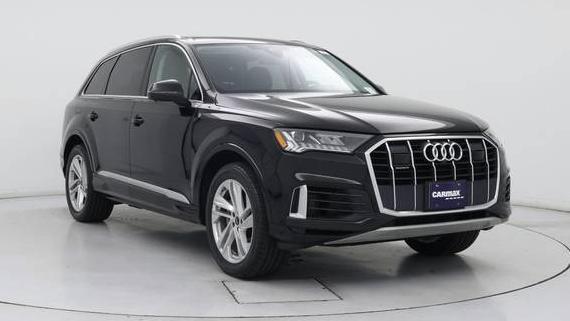 AUDI Q7 2024 WA1LXBF72RD007976 image