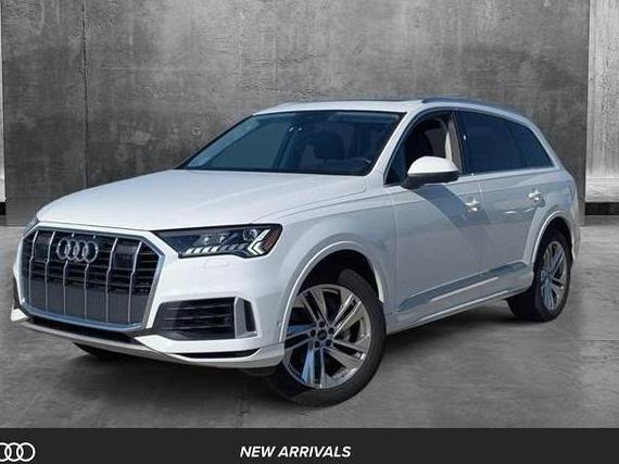 AUDI Q7 2024 WA1LXBF75RD004232 image
