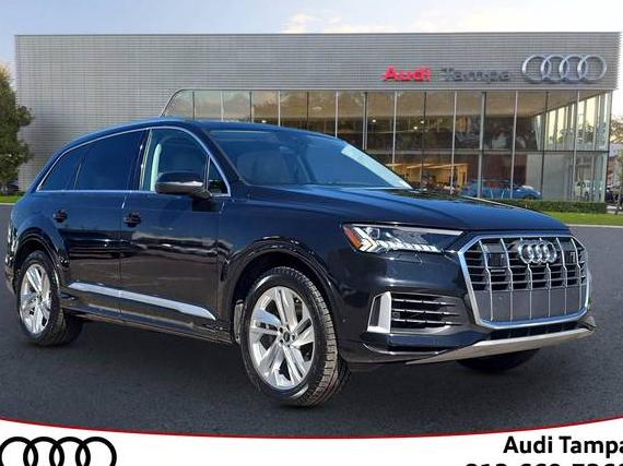 AUDI Q7 2024 WA1LXBF79RD007957 image