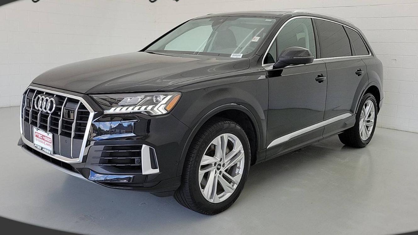 AUDI Q7 2024 WA1LXBF73RD008747 image