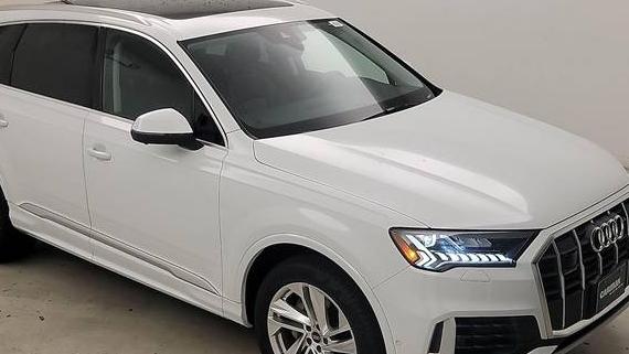 AUDI Q7 2024 WA1LXBF74RD008319 image
