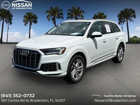AUDI Q7 2024 WA1LXBF73RD008165 image