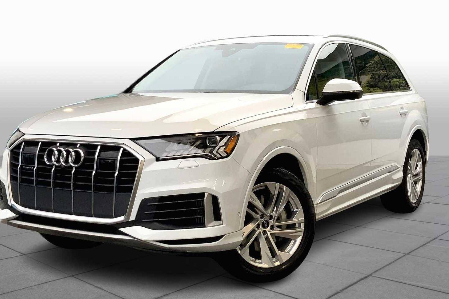 AUDI Q7 2024 WA1LXBF75RD005252 image