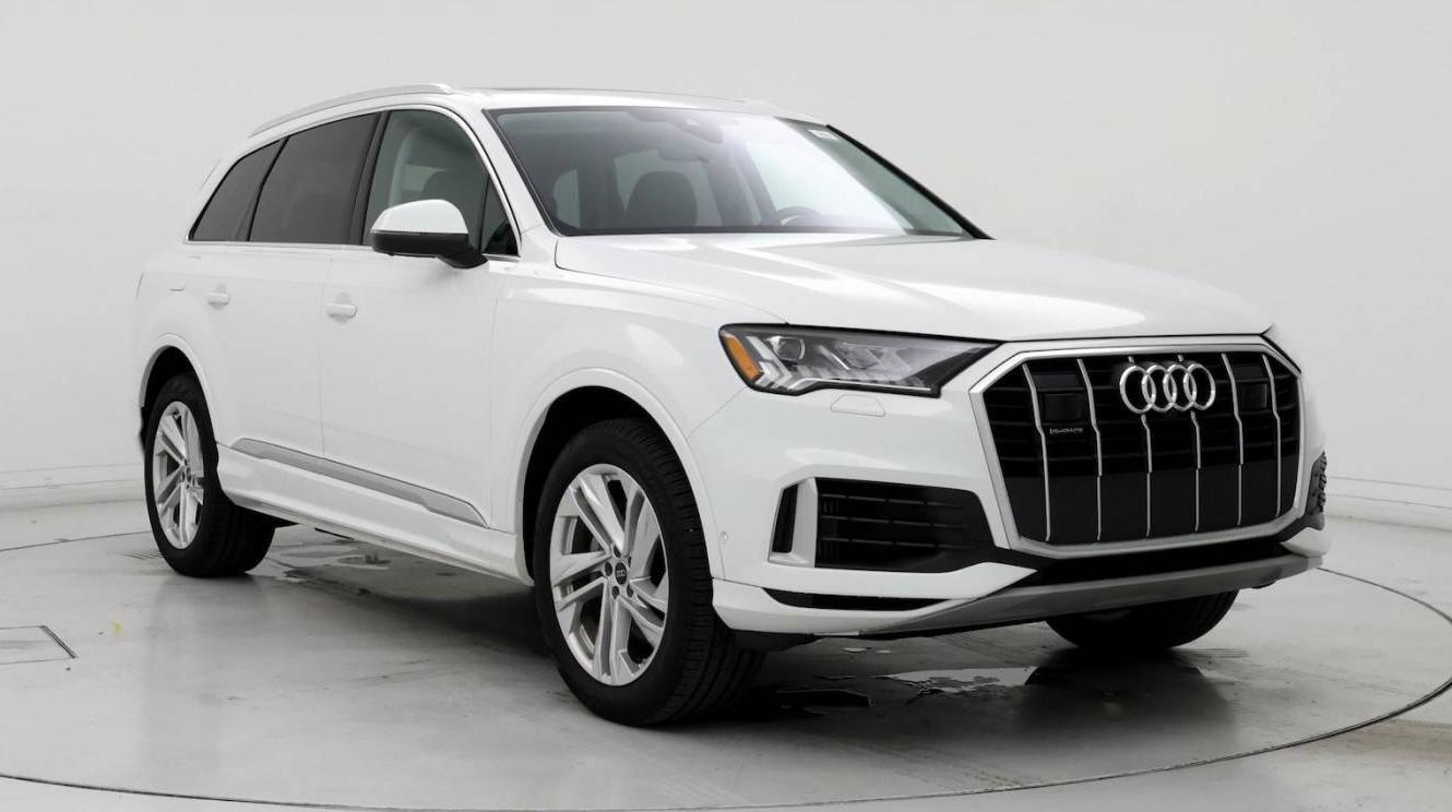 AUDI Q7 2024 WA1LXBF77RD005642 image