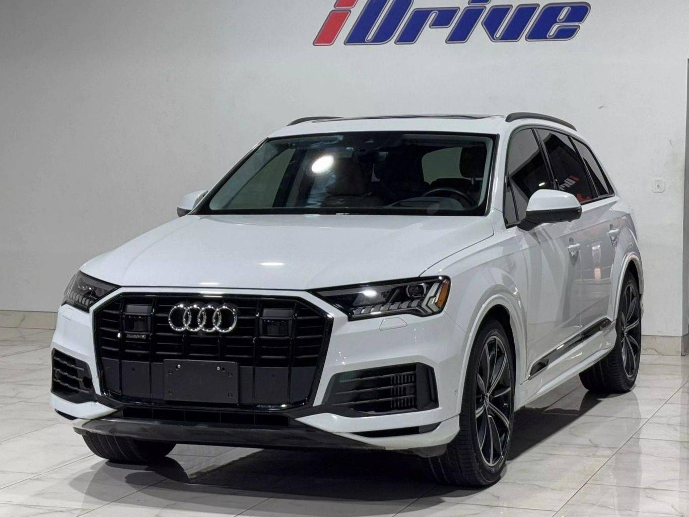 AUDI Q7 2020 WA1VXAF77LD012116 image