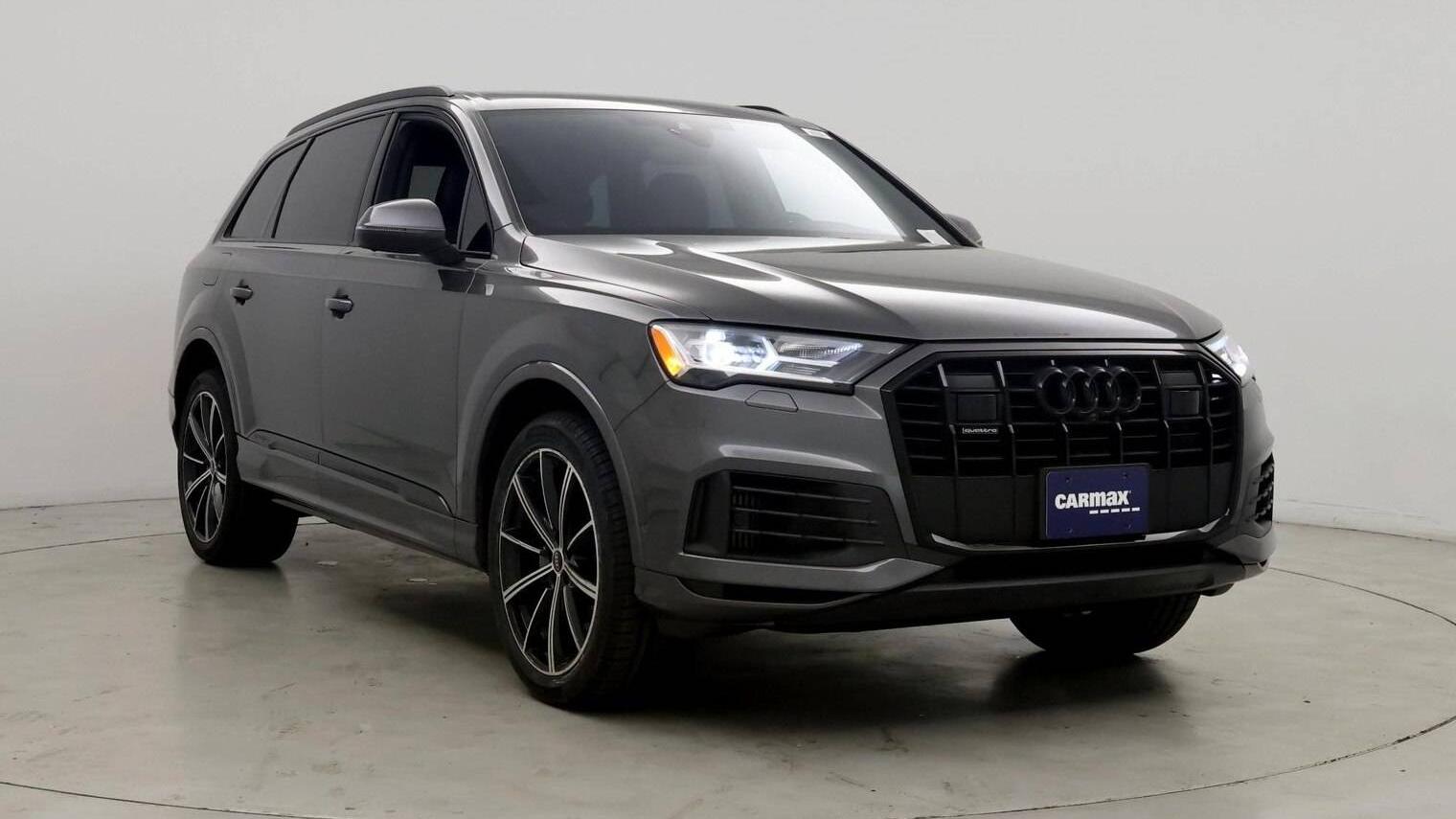 AUDI Q7 2022 WA1LXBF7XND009369 image