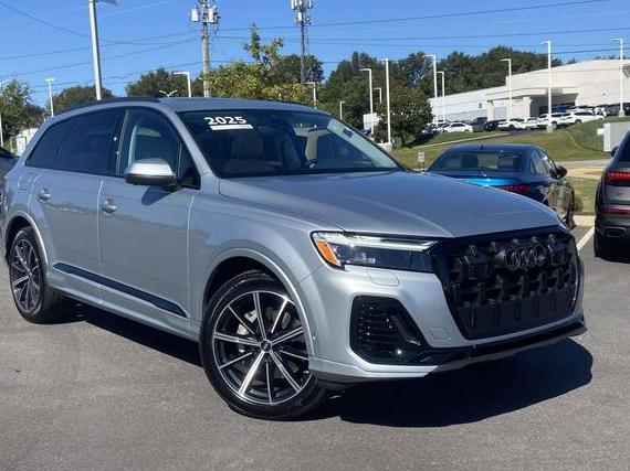 AUDI Q7 2025 WA1LCBF7XSD024932 image