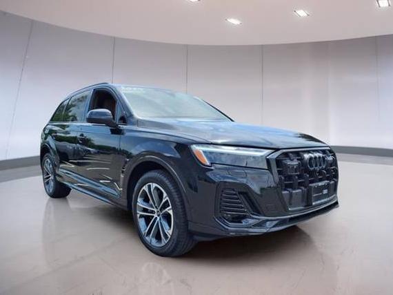 AUDI Q7 2025 WA1LCBF75SD021775 image