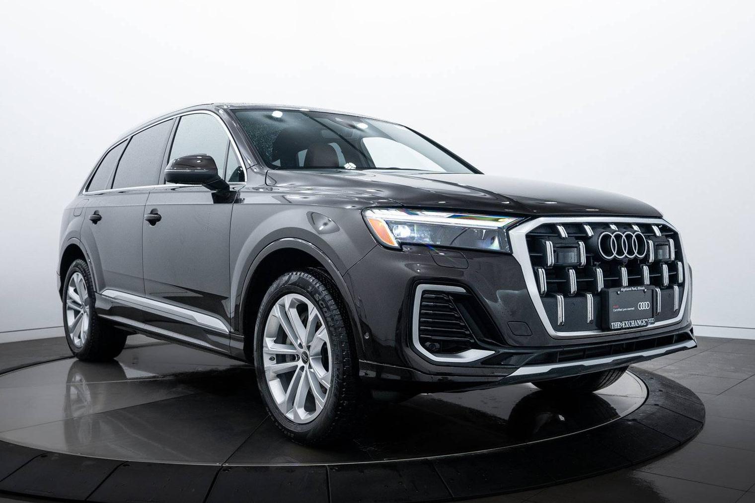 AUDI Q7 2025 WA1LCBF7XSD010920 image