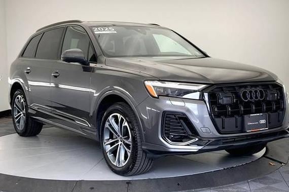AUDI Q7 2025 WA1LCBF78SD021690 image