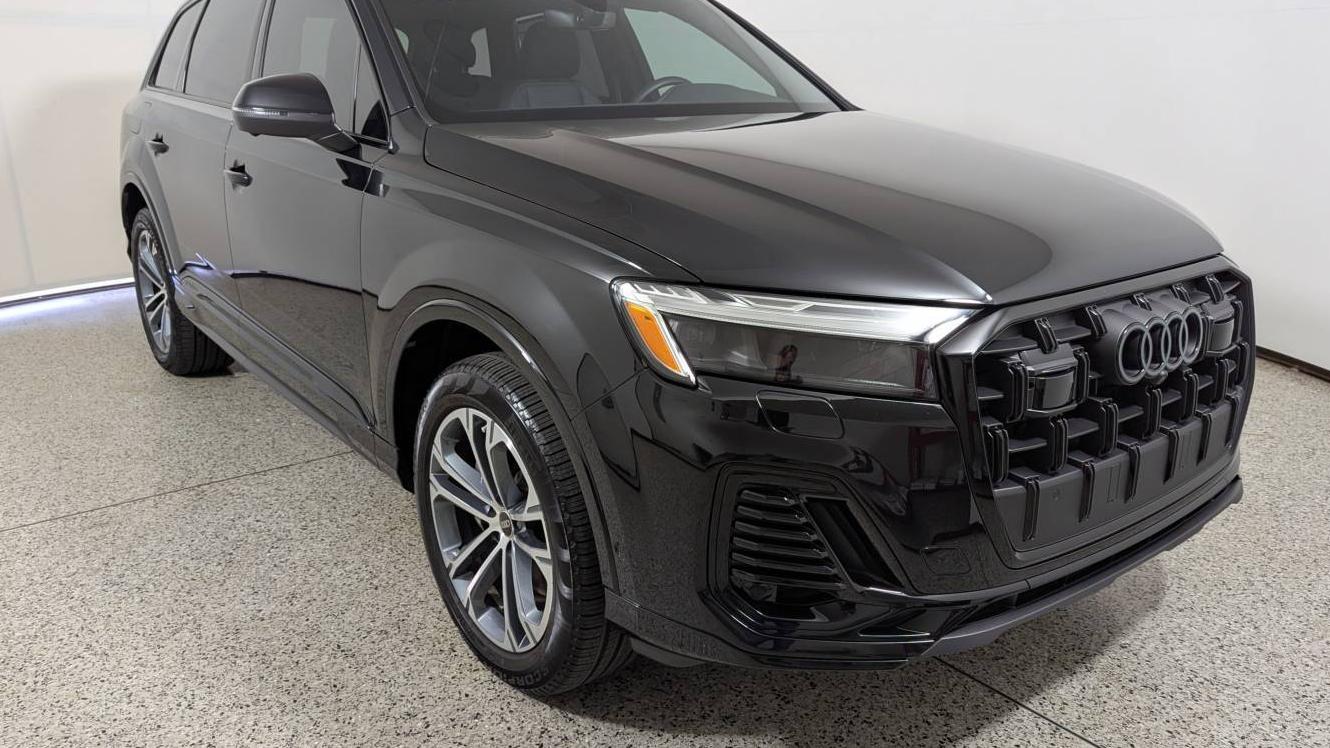 AUDI Q7 2025 WA1LCBF74SD000318 image