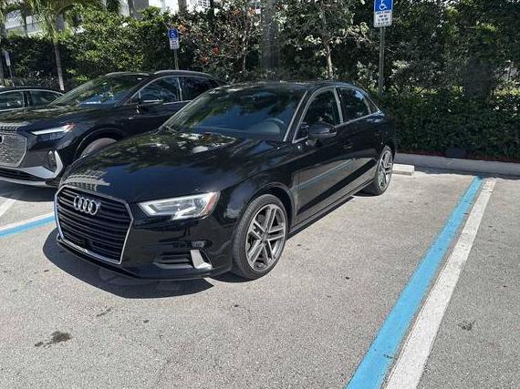 AUDI A3 2019 WAUAUGFF8K1008872 image