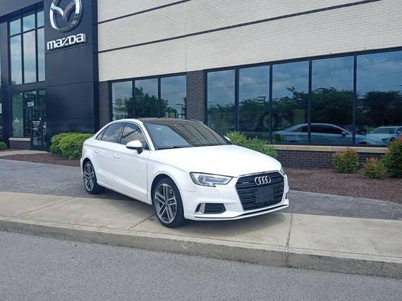 AUDI A3 2019 WAUBEGFF4K1019529 image
