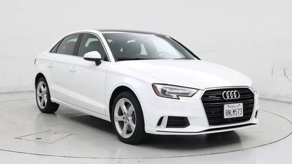 AUDI A3 2019 WAUBEGFF2KA090759 image AUDI A3 2019 WAUBEGFF2KA090759 image