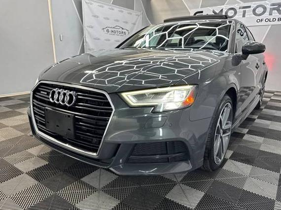 AUDI A3 2019 WAUJEGFF8KA119581 image