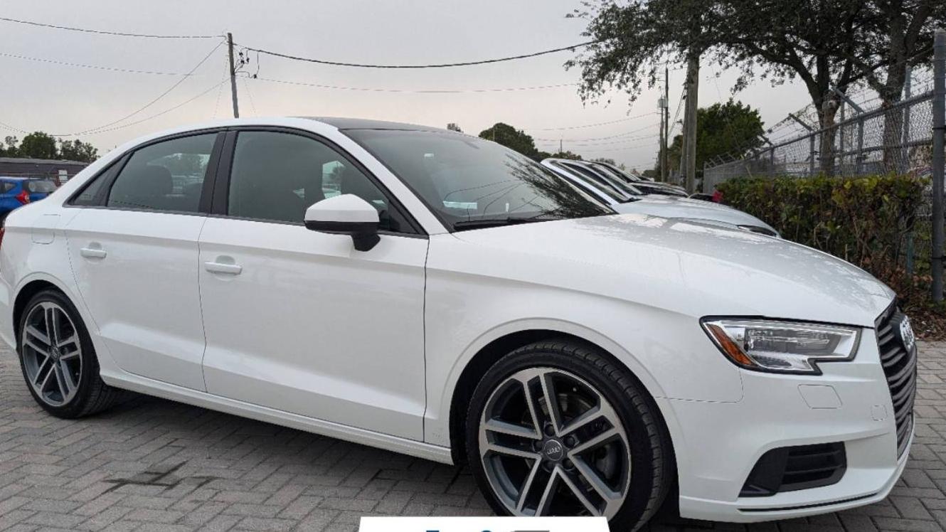 AUDI A3 2019 WAUAUGFFXKA085095 image