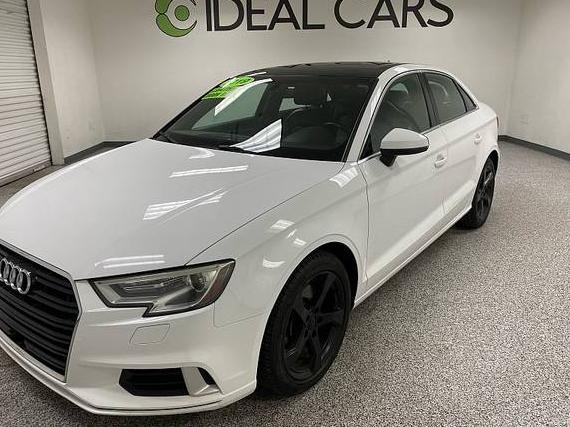 AUDI A3 2019 WAUAUGFF3K1012327 image