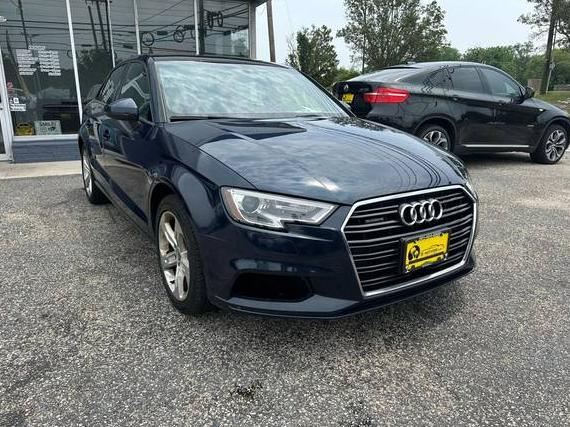 AUDI A3 2018 WAUB8GFF6J1094870 image