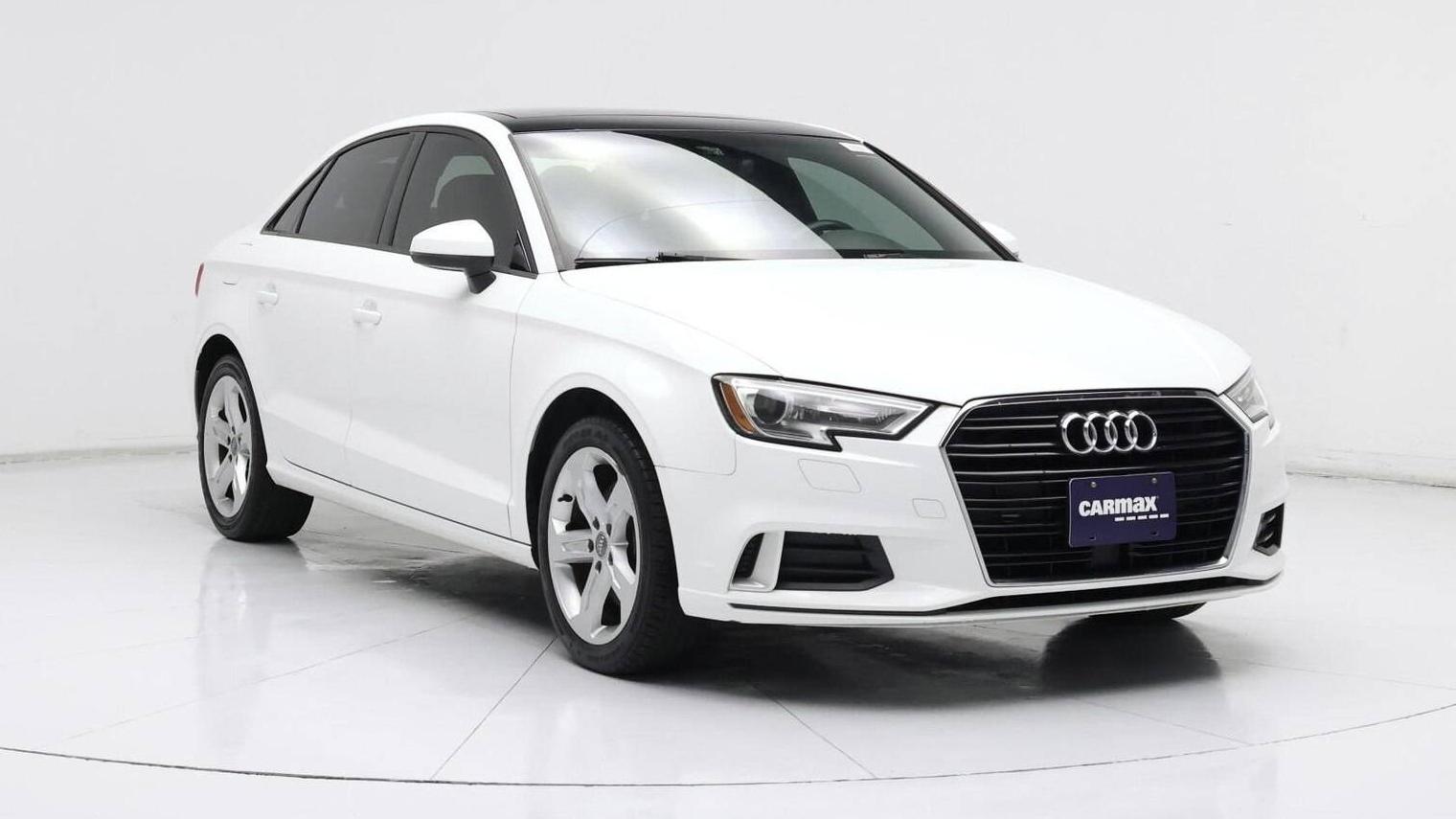 AUDI A3 2018 WAUAUGFF7J1074604 image