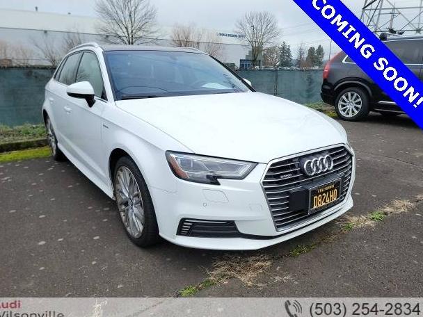 AUDI A3 2018 WAUTPBFF6JA061023 image