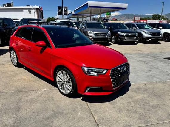 AUDI A3 2018 WAUUPBFF5JA078951 image