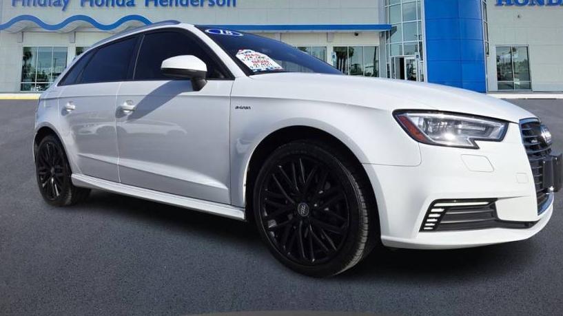 AUDI A3 2018 WAUUPBFFXJA085202 image