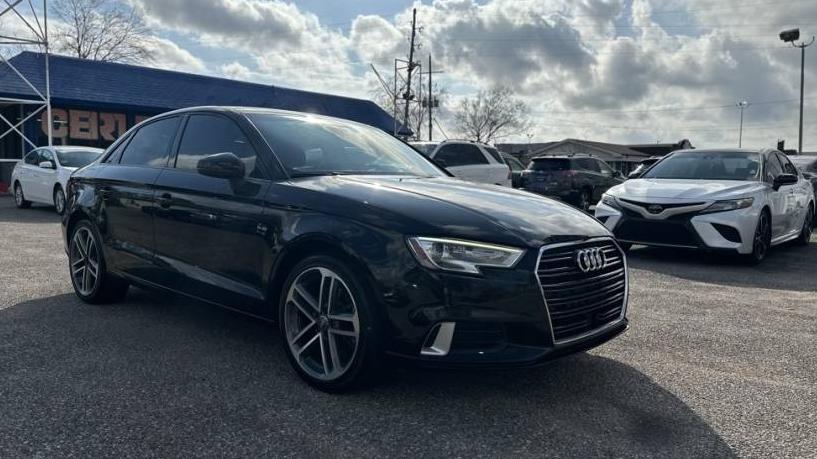 AUDI A3 2018 WAUAUGFF6J1060466 image