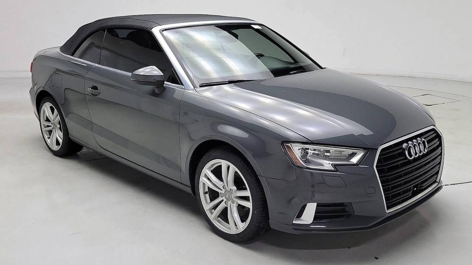 AUDI A3 2018 WAU6ULFFXJ1084607 image