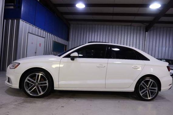AUDI A3 2018 WAUAUGFF2J1094498 image