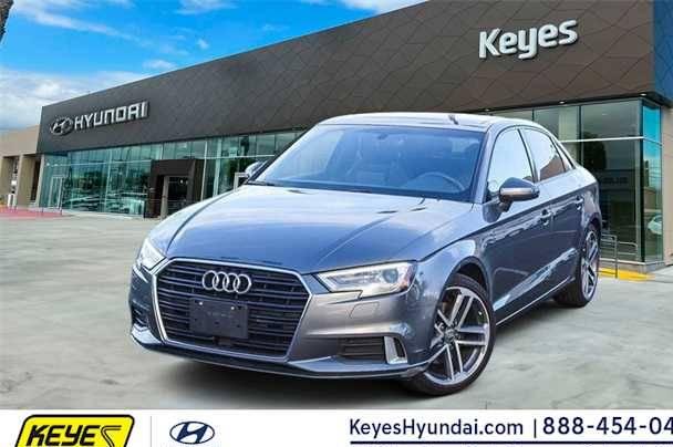 AUDI A3 2018 WAUAUGFF4J1042063 image