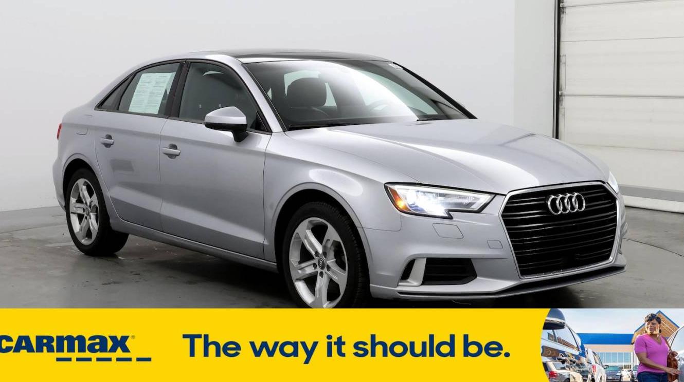 AUDI A3 2018 WAUAUGFF7J1029596 image