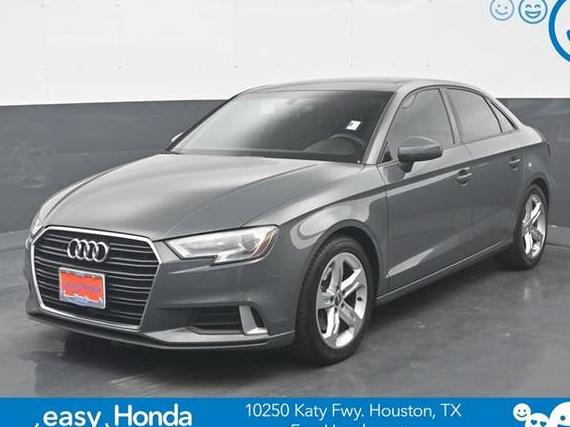 AUDI A3 2017 WAUAUGFF2H1055341 image AUDI A3 2017 WAUAUGFF2H1055341 image
