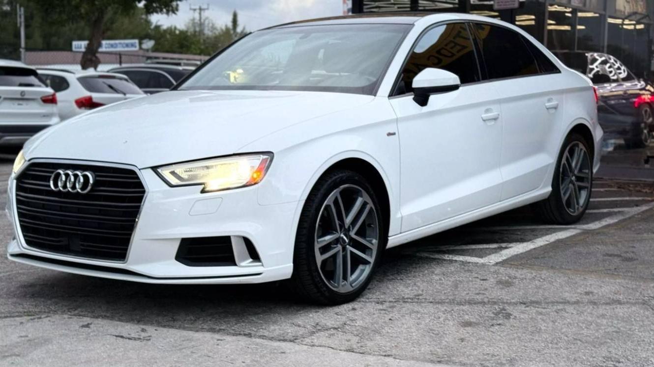 AUDI A3 2017 WAUAUGFF8H1062617 image