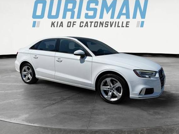 AUDI A3 2017 WAUB8GFF4H1034757 image AUDI A3 2017 WAUB8GFF4H1034757 image