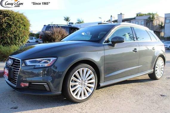 AUDI A3 2017 WAUTPBFF5HA122047 image AUDI A3 2017 WAUTPBFF5HA122047 image