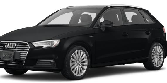 AUDI A3 2017 WAUUPBFF7HA132387 image AUDI A3 2017 WAUUPBFF7HA132387 image