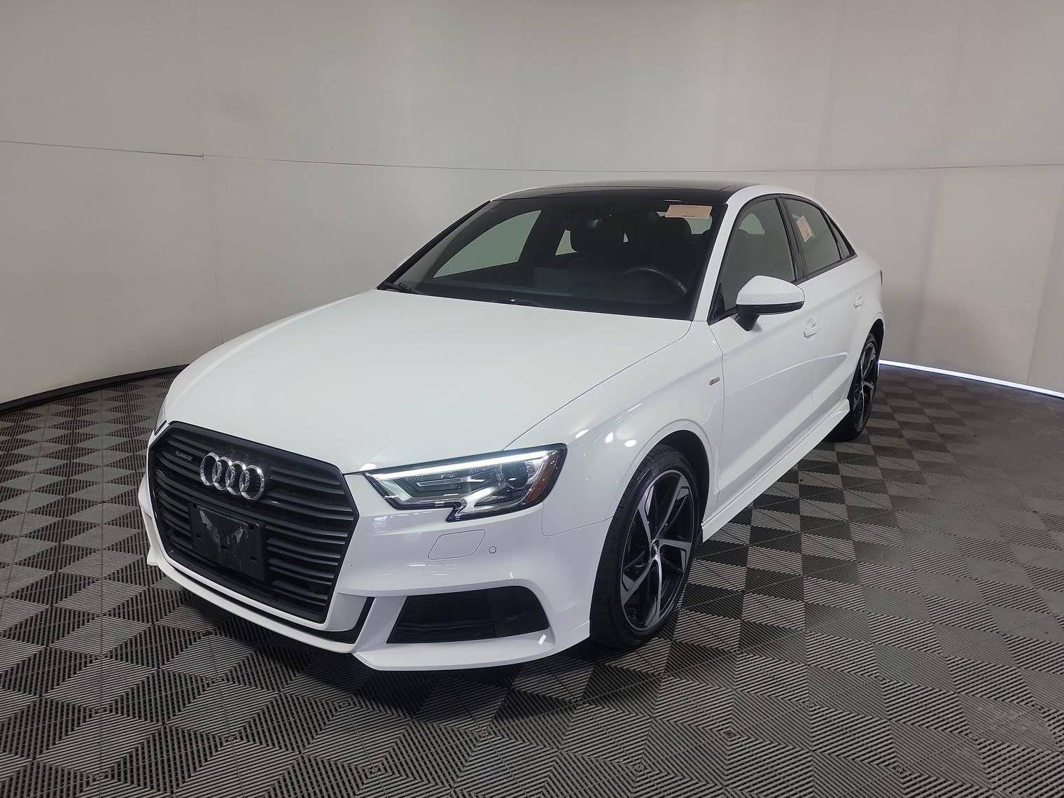 AUDI A3 2020 WAUBEGFF3LA098449 image