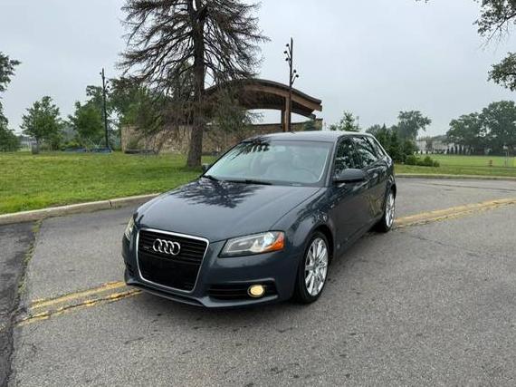 AUDI A3 2011 WAUMFAFM0BA159854 image