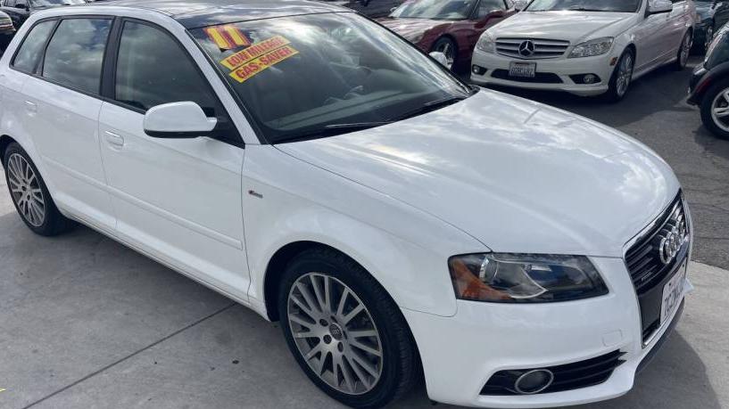 AUDI A3 2011 WAUMFAFM4BA007432 image