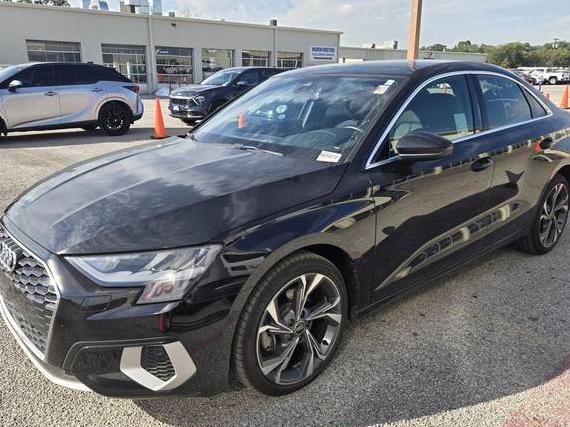 AUDI A3 2022 WAUGUDGY3NA055871 image AUDI A3 2022 WAUGUDGY3NA055871 image