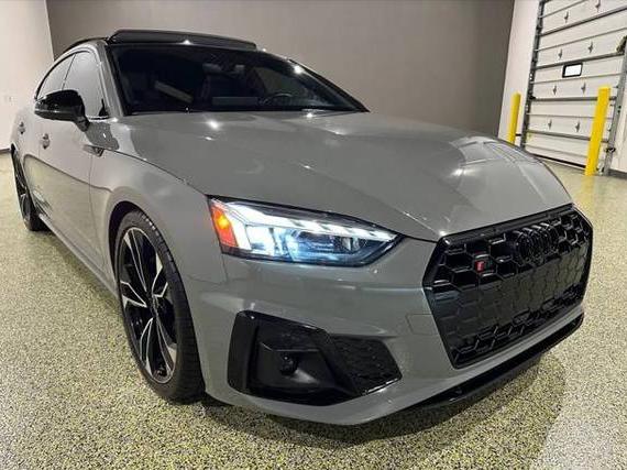 AUDI S5 2022 WAUC4CF50NA035755 image