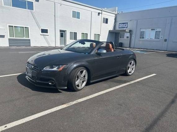 AUDI TTS 2011 TRUS1AFK2B1025845 image AUDI TTS 2011 TRUS1AFK2B1025845 image