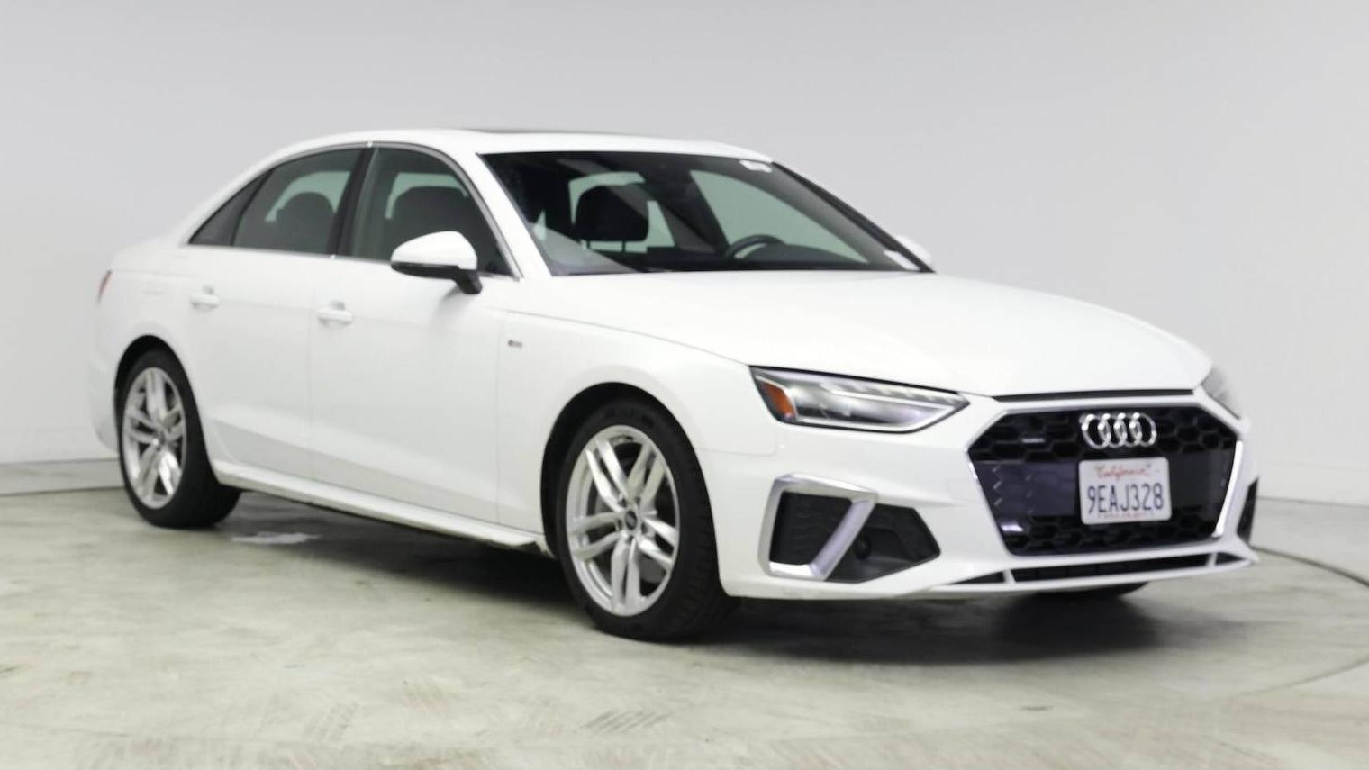 AUDI A4 2023 WAUEAAF4XPN005459 image